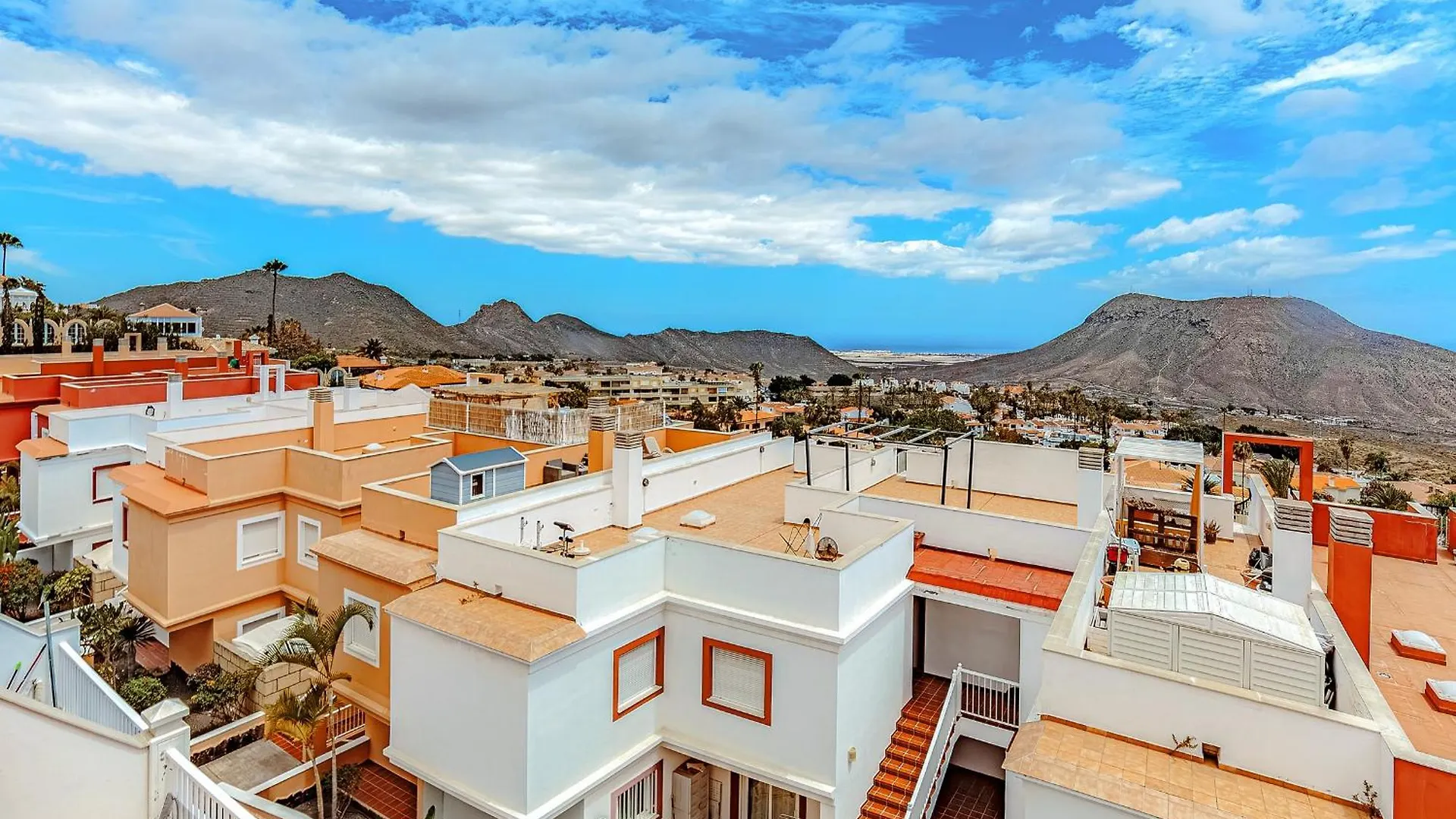 One Bedroom Apartment Zen With Great View, Pool, Wifi Chayofa İspanya