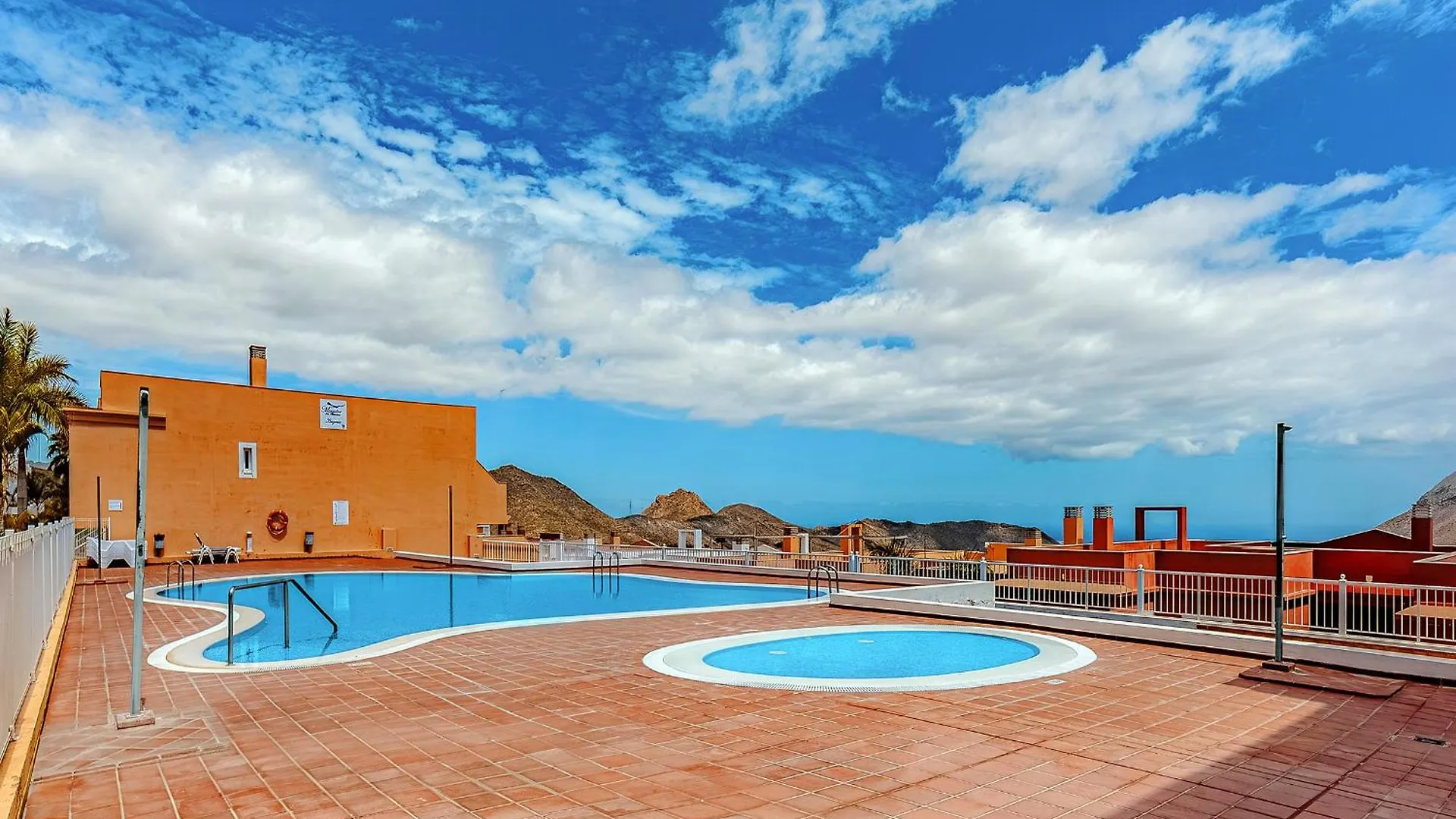 One Bedroom Apartment Zen With Great View, Pool, Wifi Chayofa